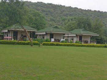 Hotel Sariska Tiger Heaven Akbarpur  Exterior foto